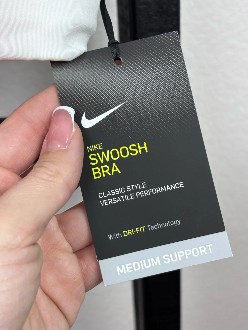 Nike Swoosh Bra Sports Bra White XL new with tags
